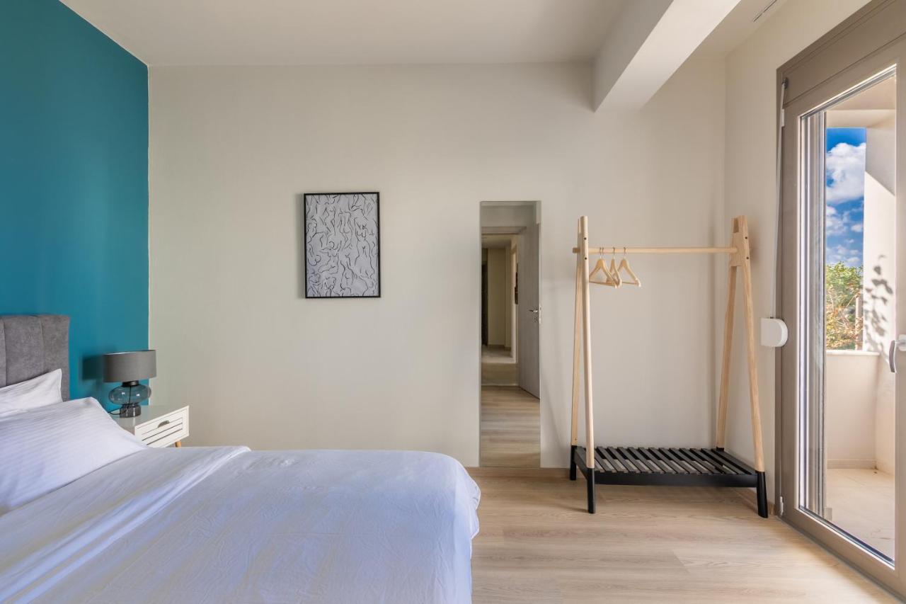 3 Bedroom Villa With Stunning Sea View & Private Parking Elia  Eksteriør billede